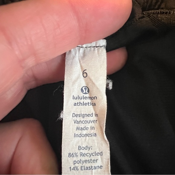 Lululemon Hotty Hot Long Shorts Dottie Tribe White Black - Picture 4 of 4